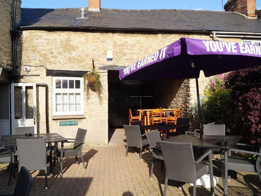 The Plough Bicester Exterior foto